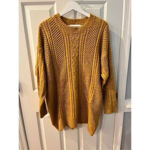John + Jenn Mustard Gold Oversized Cable Knit Sweater sz M EUC